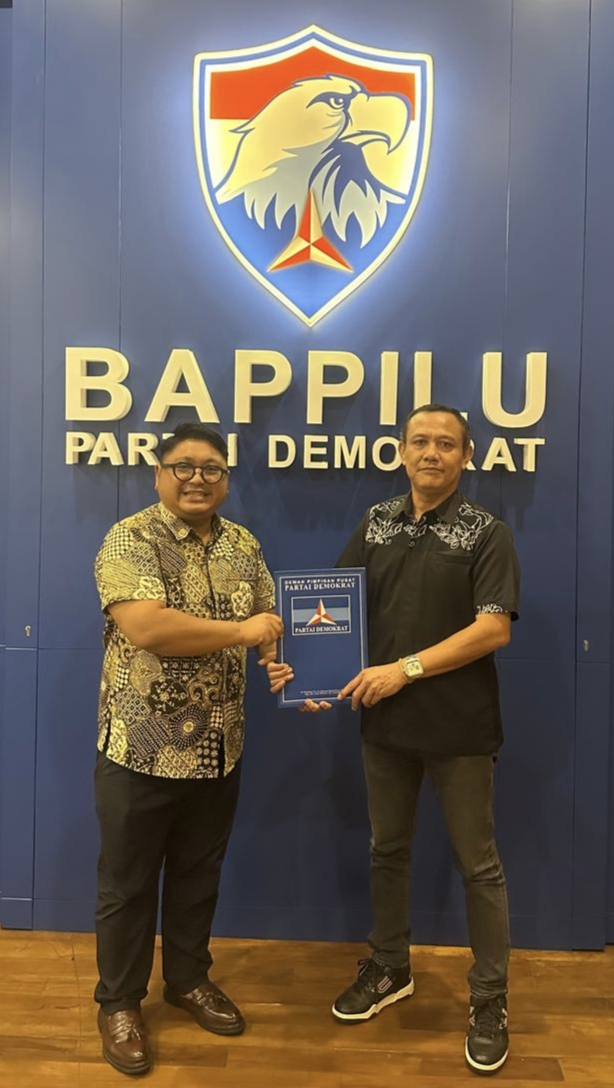 M. Tongam Hanafi Sihite, SE Resmi Gabung Partai Demokrat, Sambut AHY dan Iftitah Sulaiman di Batam M. Tongam Hanafi Sihite, SE Resmi Gabung Partai Demokrat, Sambut AHY dan Iftitah Sulaiman di Batam BBC Kepri